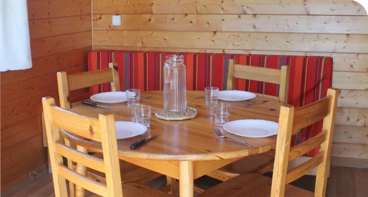 Camping Onlycamp Pierre & Sources Volvic Extérieur photo